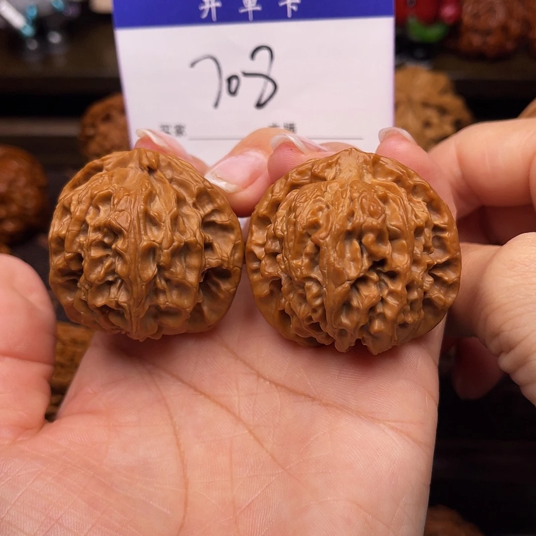 吊坠桃核苹果园41