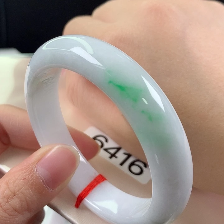 翡翠未镶嵌手镯54有纹