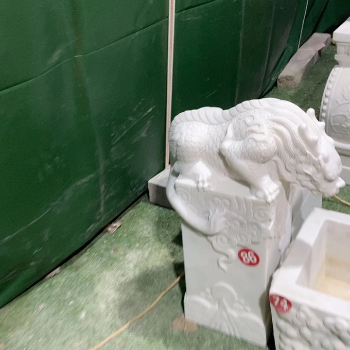石材汉白玉仿古做旧吸水兽石雕摆件