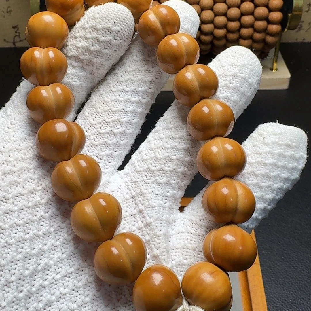 猴头核桃手串聚宝盆屁桃手持油线款