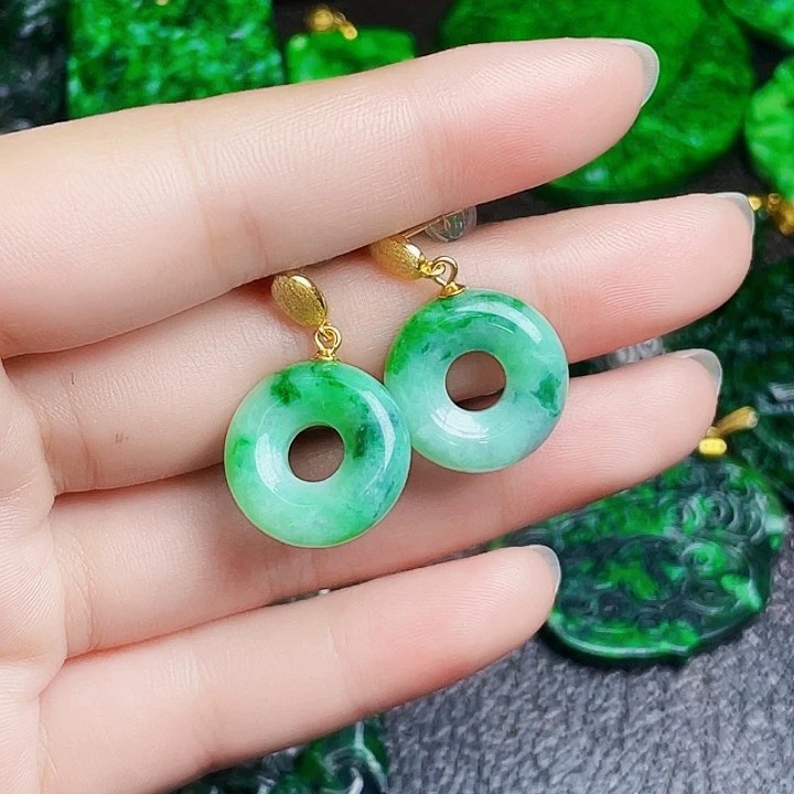 翡翠银S925镶嵌颈饰多样性