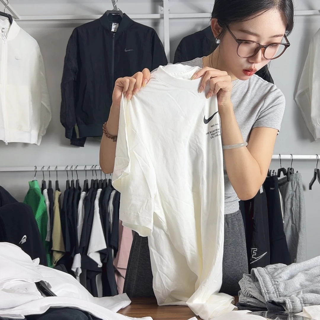 Swoosh 白，XXL.180-200.不退换