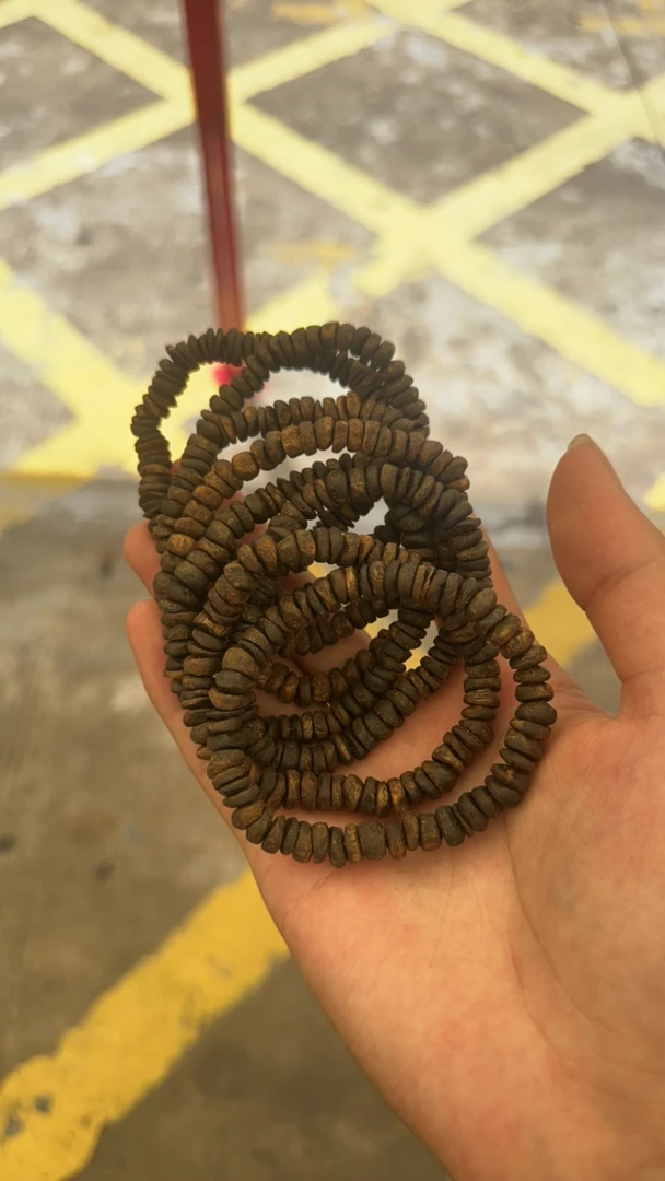 沉香【市寻琼香】沉香随行单圈沉水手串6克➕多样性发一@@5-25-13