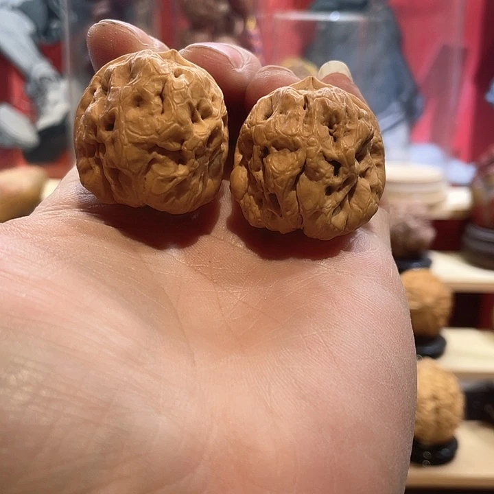 文玩核桃把件无**人云铁28