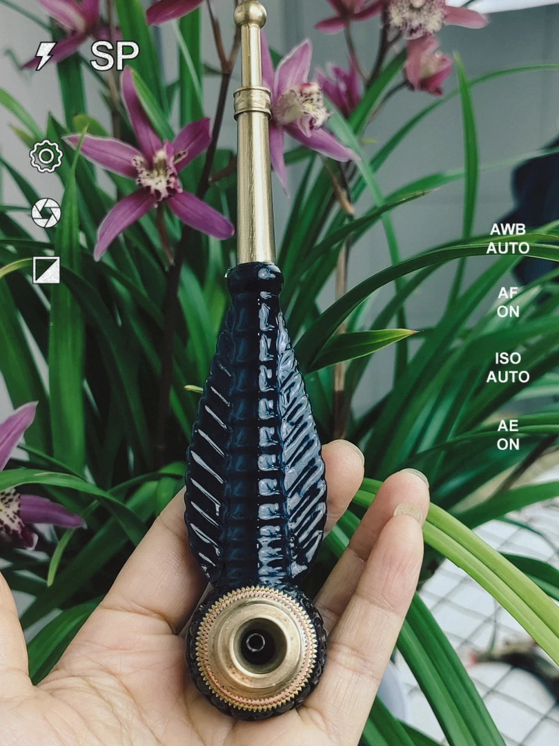 贵州民间石英石雕刻翅膀烟杆直杆一体