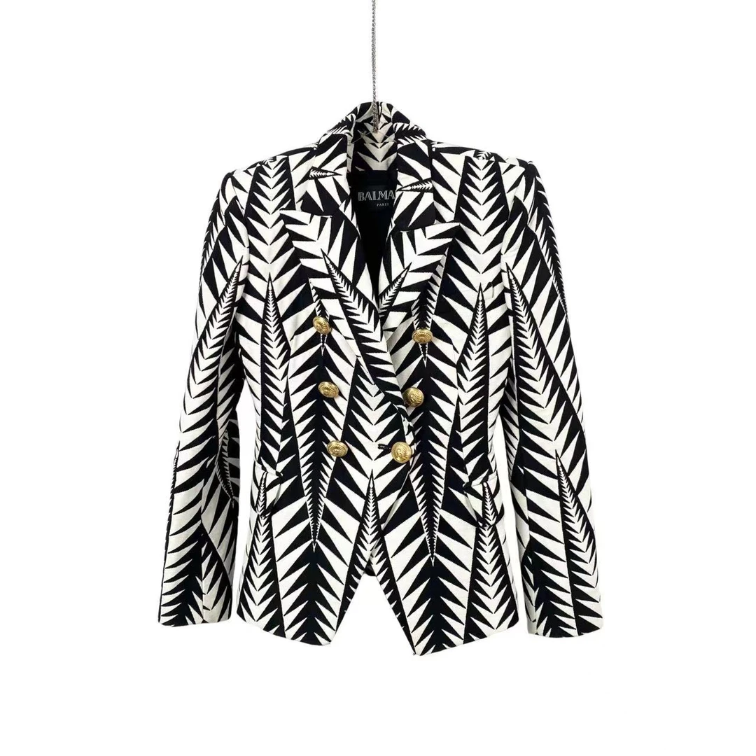 95新 BALMAIN/巴尔曼 竞拍 aa0282 黑白几何图案外套 36码