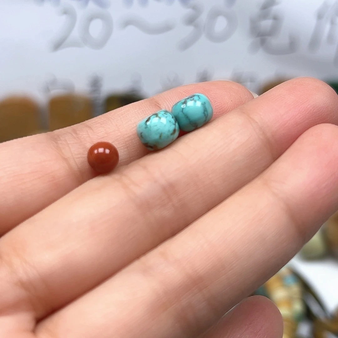 海***蒂南红玛瑙未镶嵌珠宝奇石