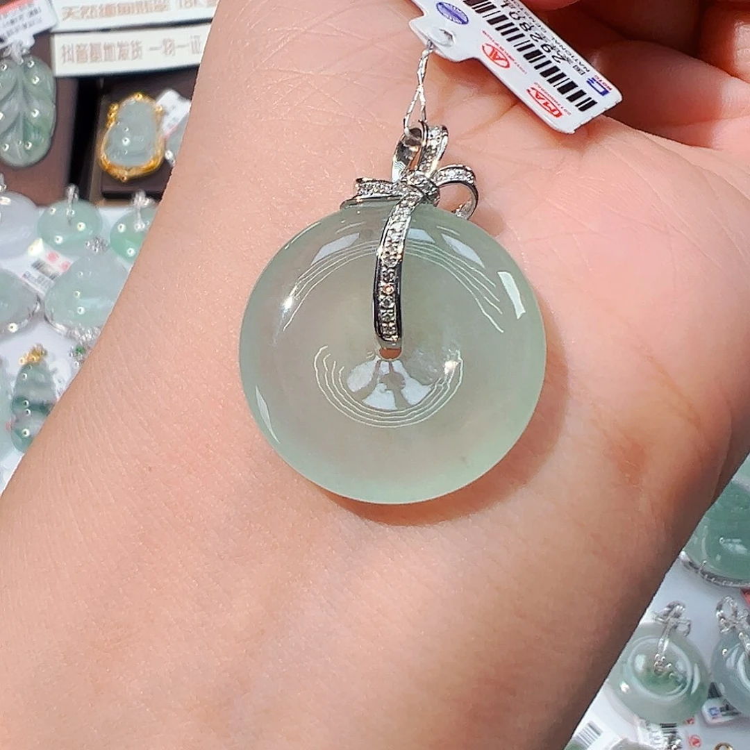 翡翠18K金镶嵌吊坠(不含链)平安扣