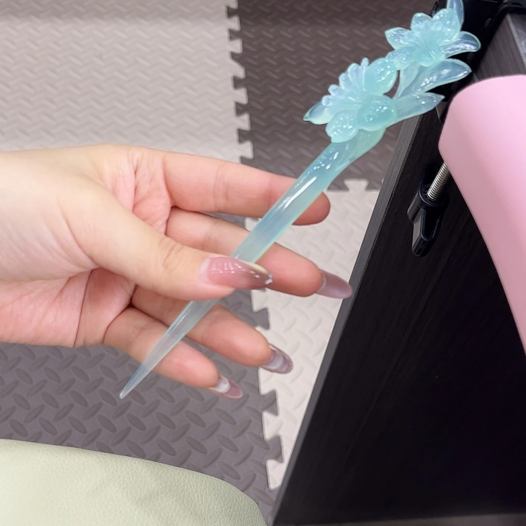 蛇纹石玉未镶嵌发饰