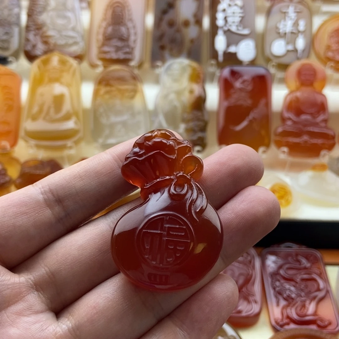 玛瑙/玉髓未镶嵌颈饰