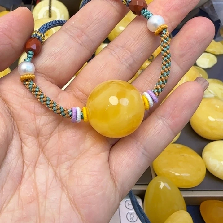 未镶嵌颈饰蜜蜡天然蜜蜡