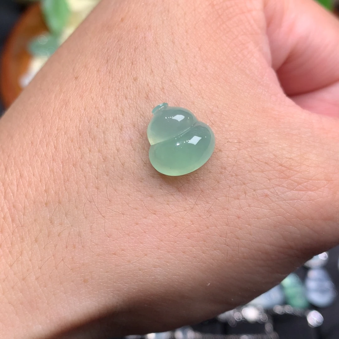 颈饰未镶嵌翡翠葫芦
