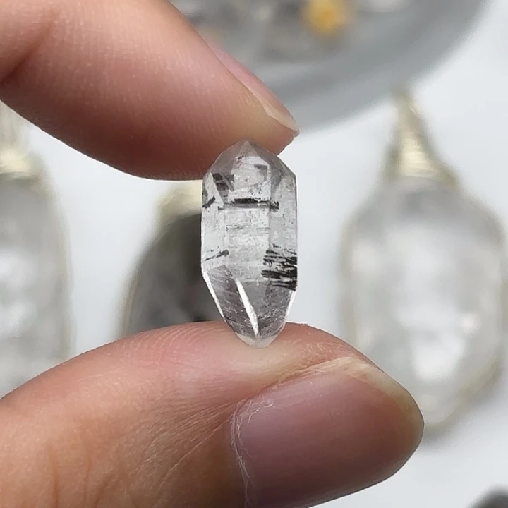 水晶未镶嵌颈饰闪灵钻16mm+