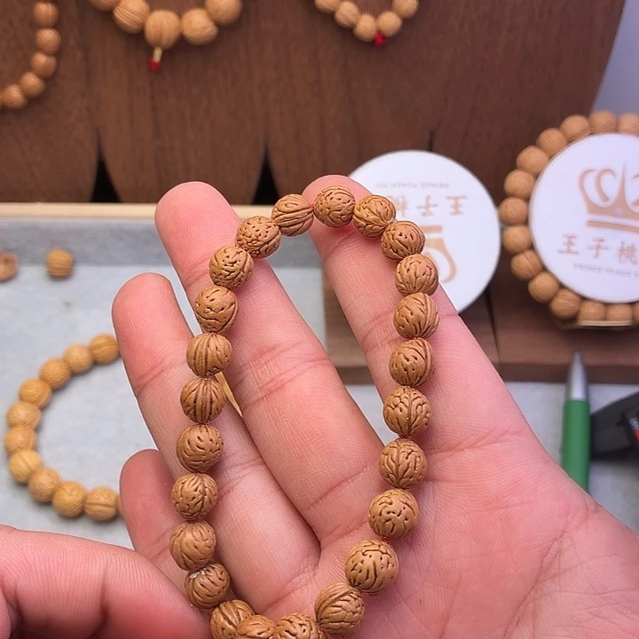 小***喽桃核吊坠111111111111