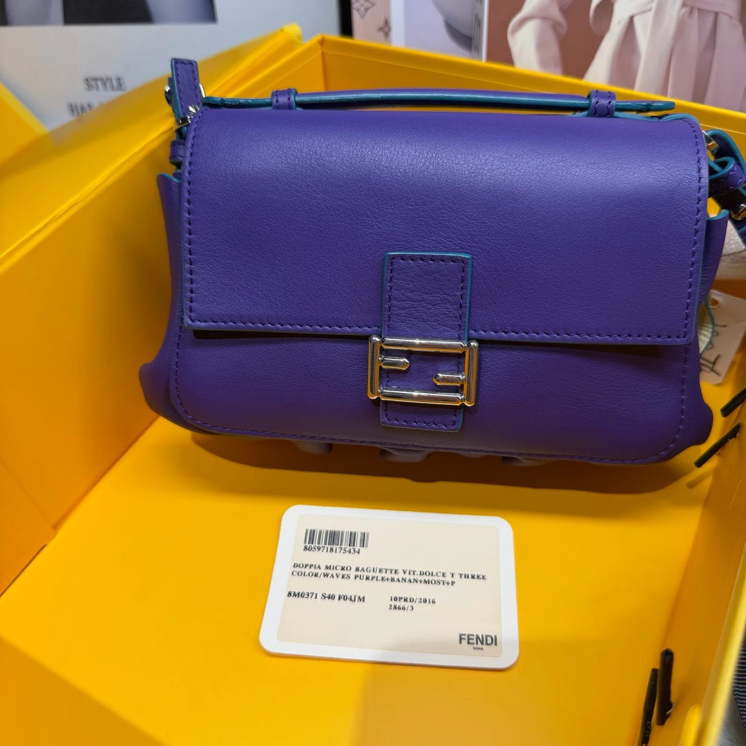 99新 FENDI/芬迪 双子星 迷你双面法棍包 80796