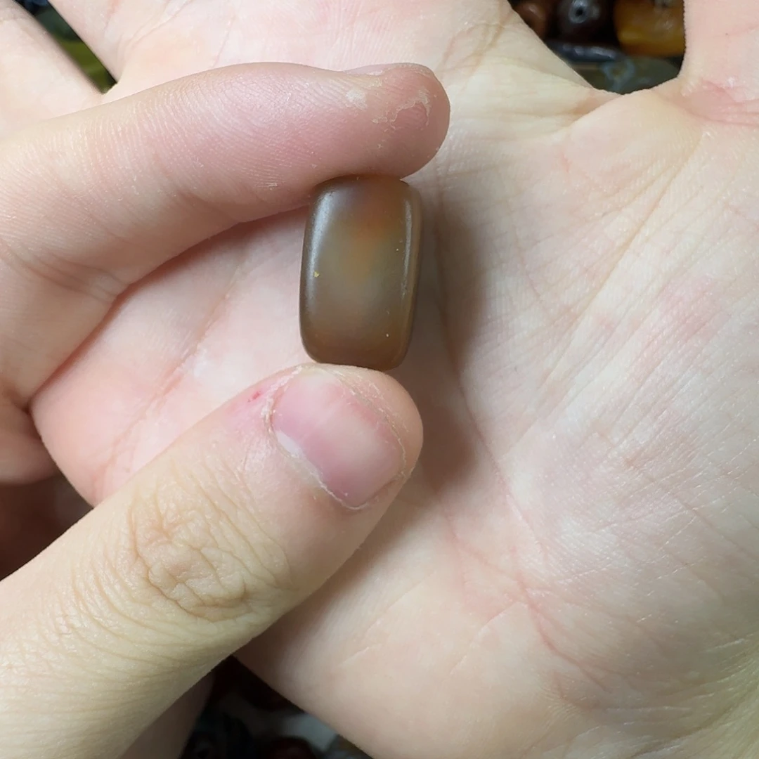 玛瑙/玉髓未镶嵌纯天然玛瑙珠子