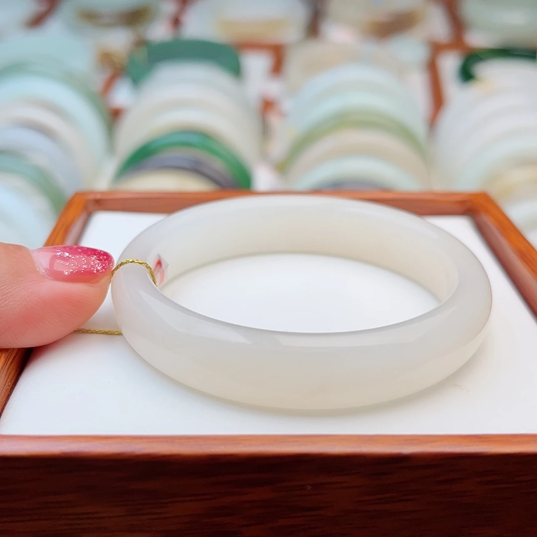 和田玉未镶嵌手镯51.5