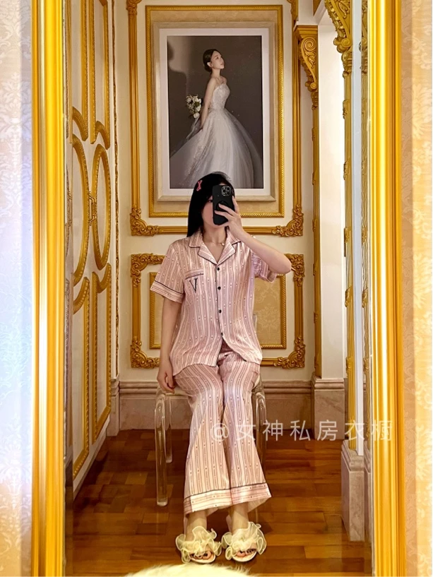 「爆款」明星同款高级感女士冰丝字母条纹睡衣套装缎面家居服