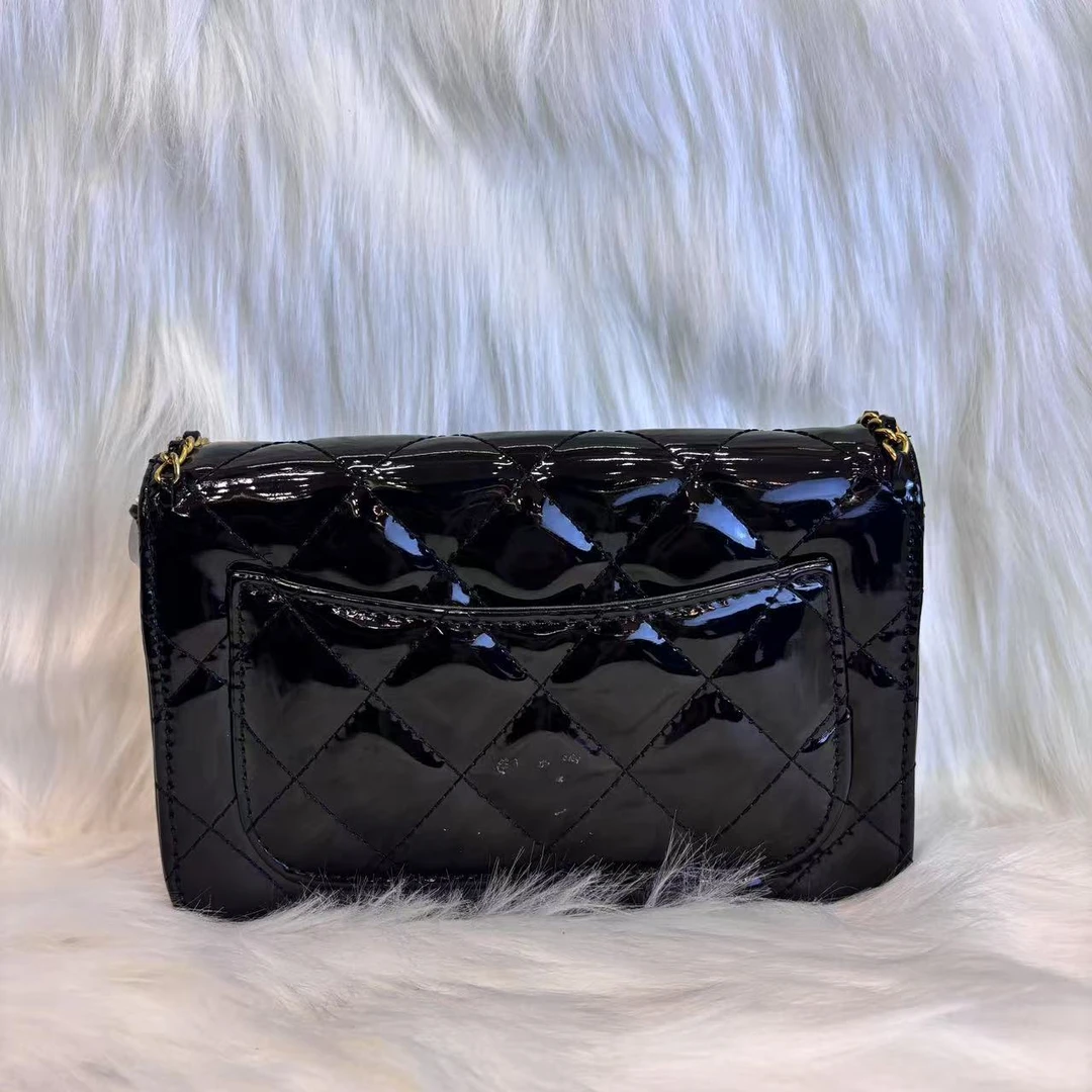 Laugh Queen手工打造真皮女士新款包 0473 爱心 亮面