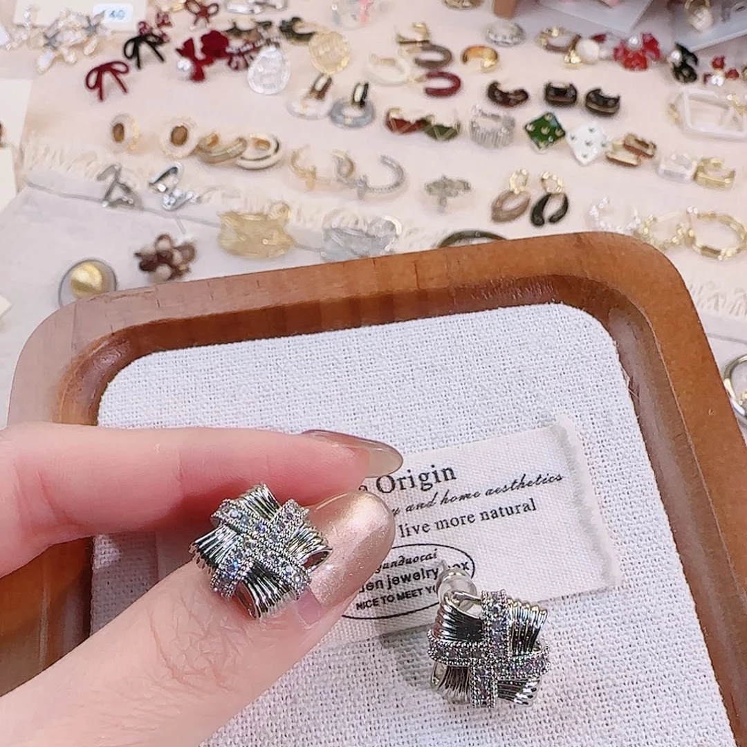 仿珍珠铜合金925银耳钉