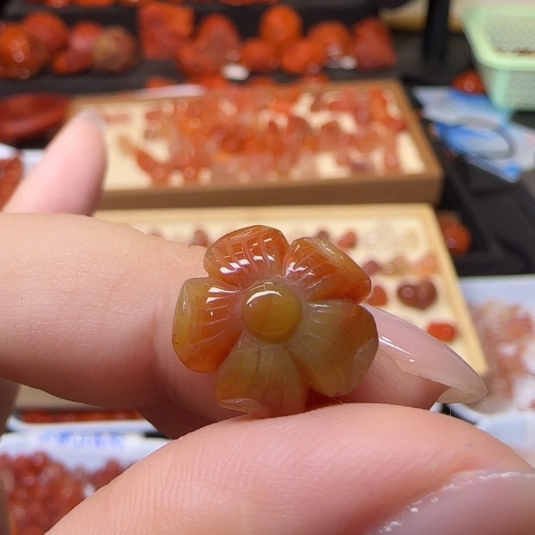 吊坠(不含链)未镶嵌南红玛瑙