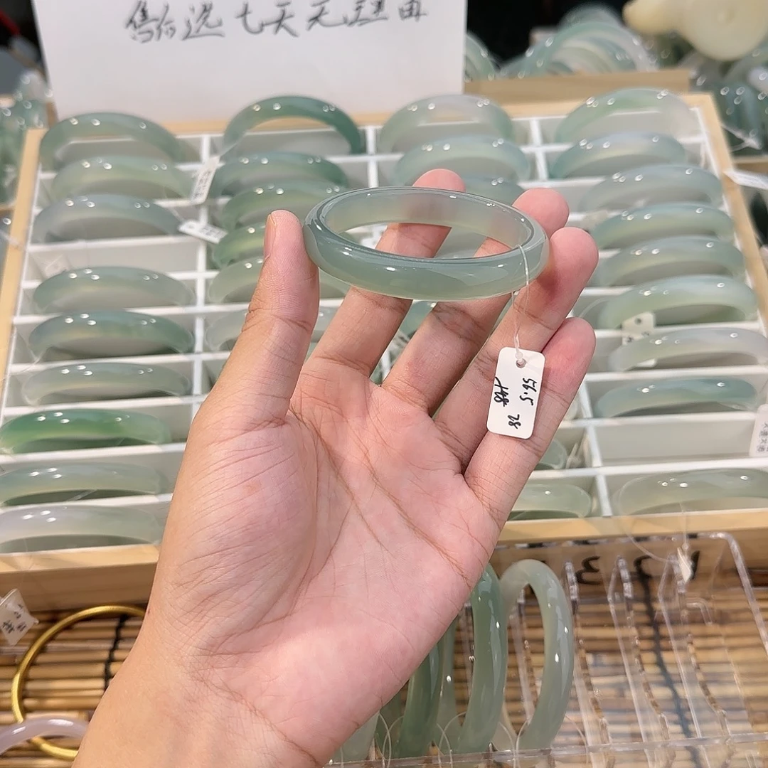 手镯玛瑙/玉髓未镶嵌圈口56.5