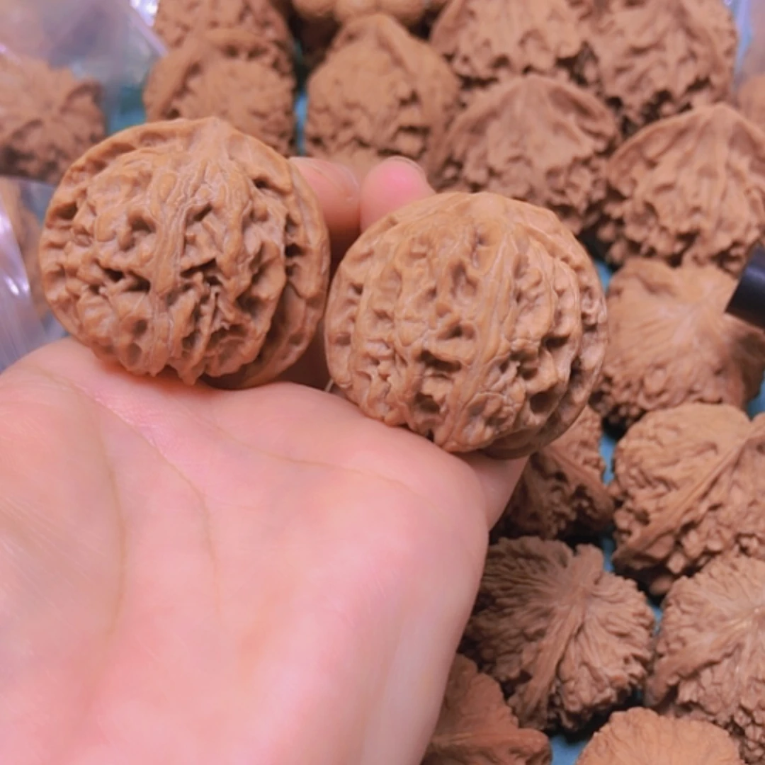 【闪购商品】摆件核桃39.5苹果修尖