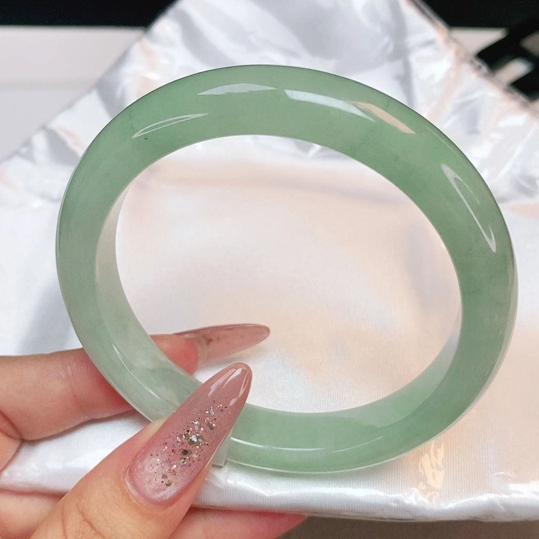 翡翠手镯未镶嵌正圈58.59