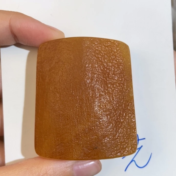 定制琥珀未镶嵌琥珀