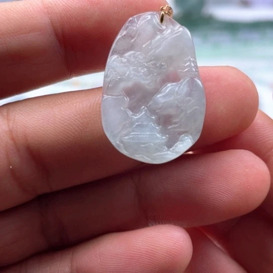 翡翠未镶嵌颈饰翡翠冰山