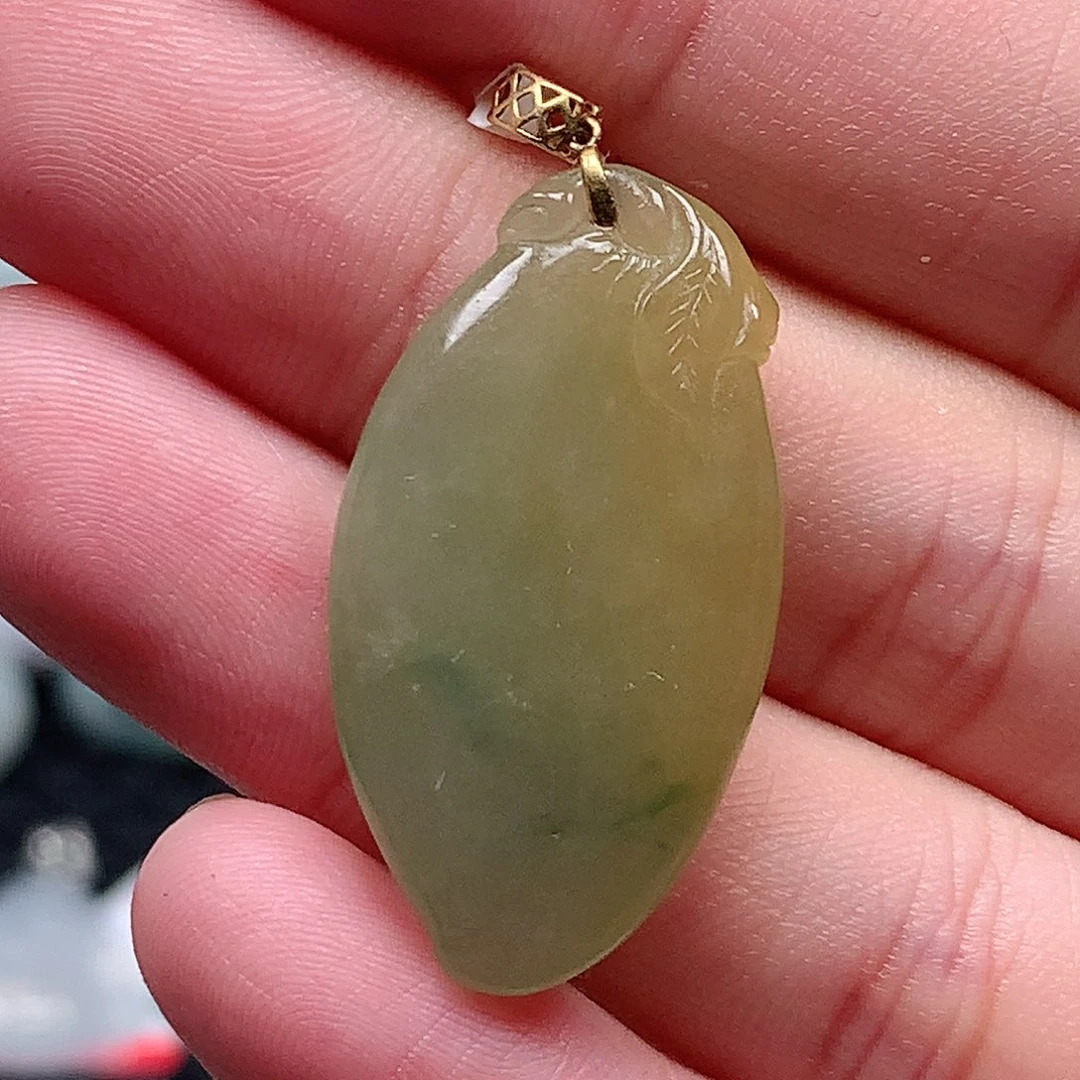 颈饰18K金镶嵌翡翠翡翠吊坠