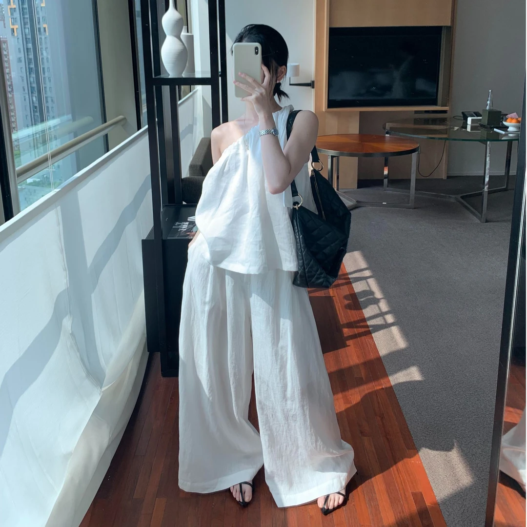 2025夏装设计感小众时尚减龄纯欲风斜肩上衣女高腰阔腿裤两件套装