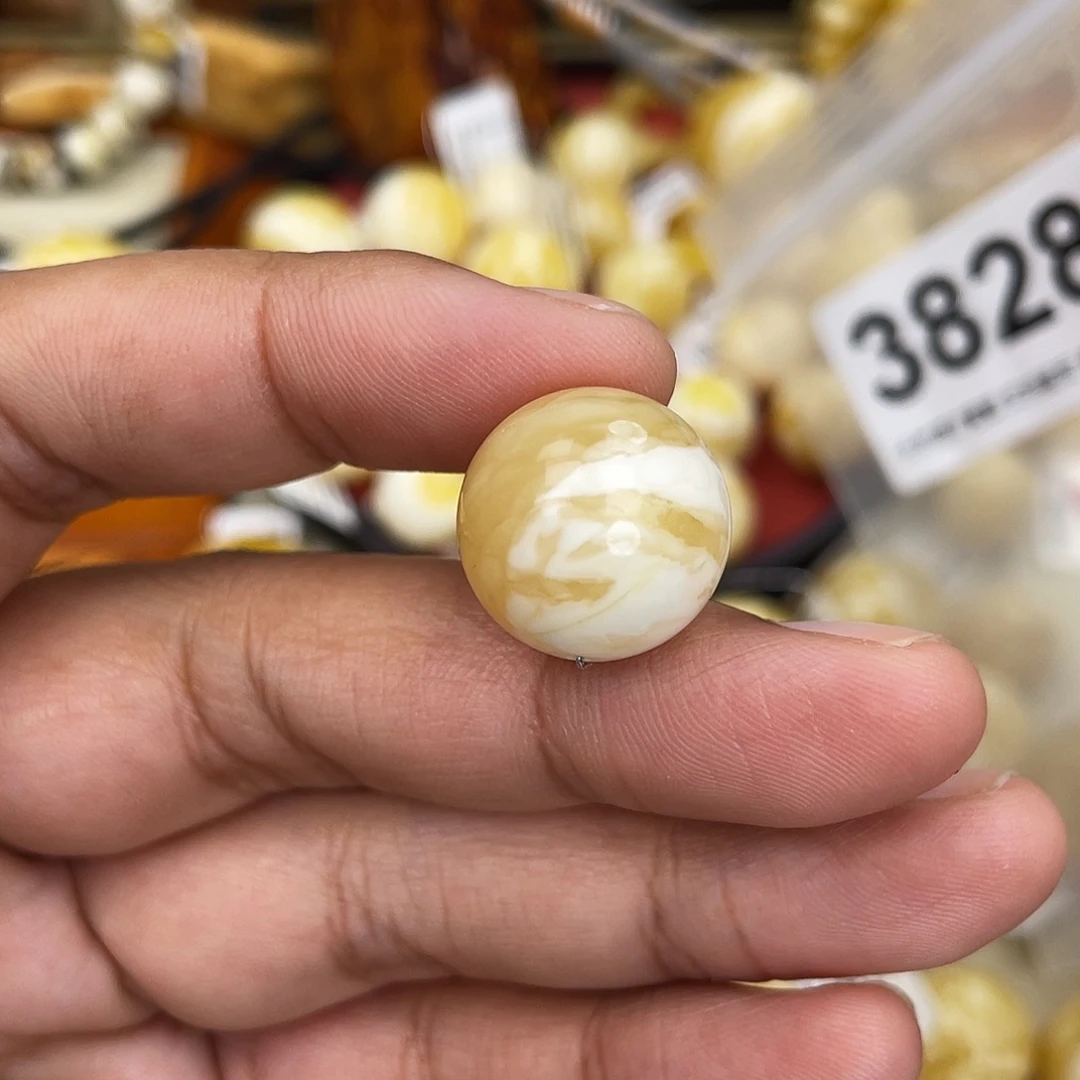 蜜蜡未镶嵌珠宝奇石粉17.2