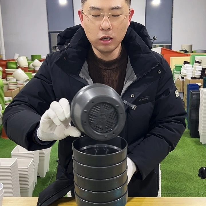 微瑕红陶口14高12.5黑色6只无托