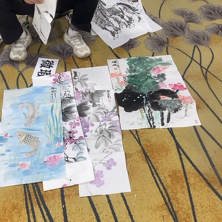 艺***生国画蛋糕漏作品手绘画芯