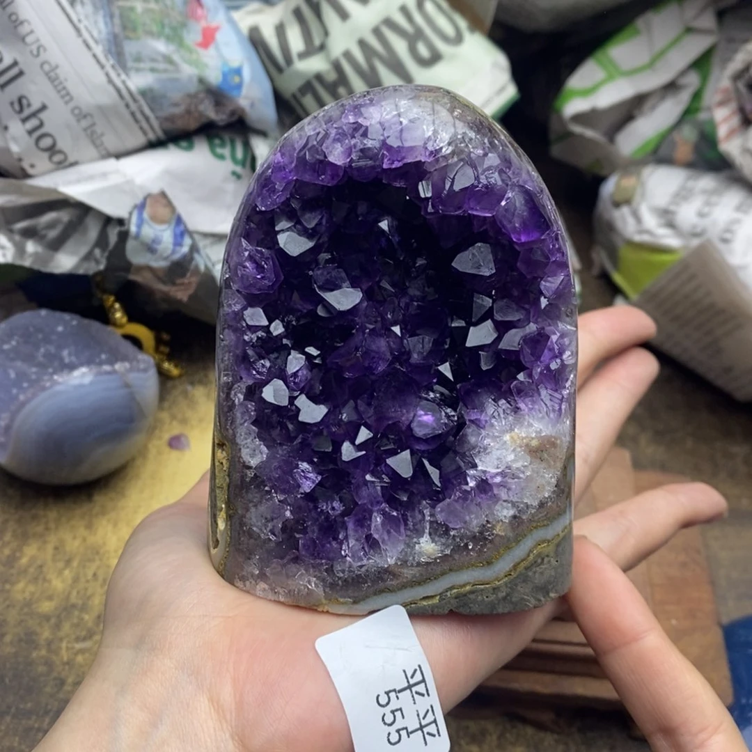 乌拉圭未镶嵌紫晶