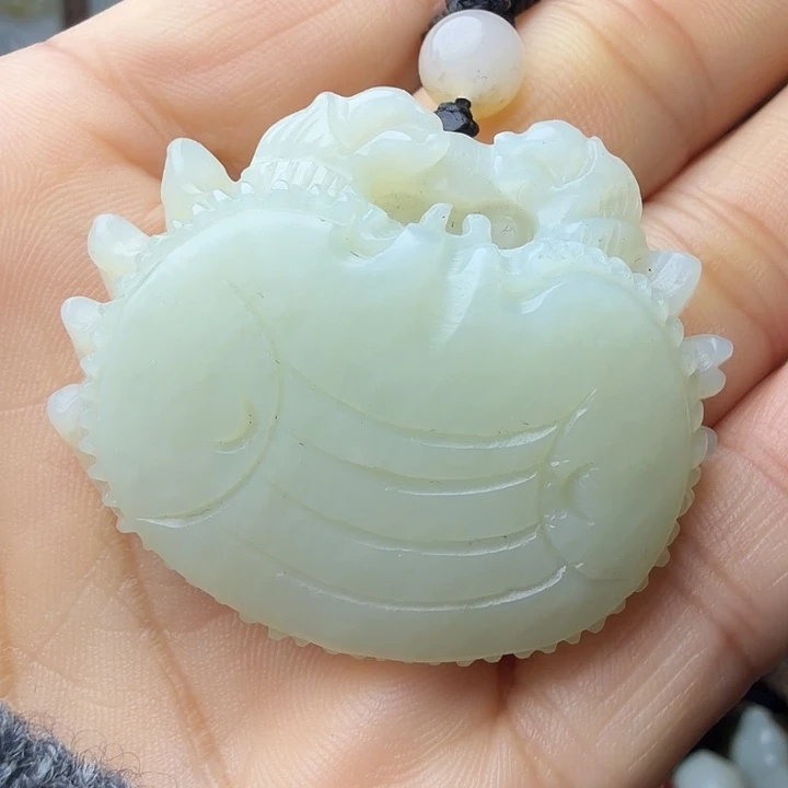和田玉（糖玉）未镶嵌挂件