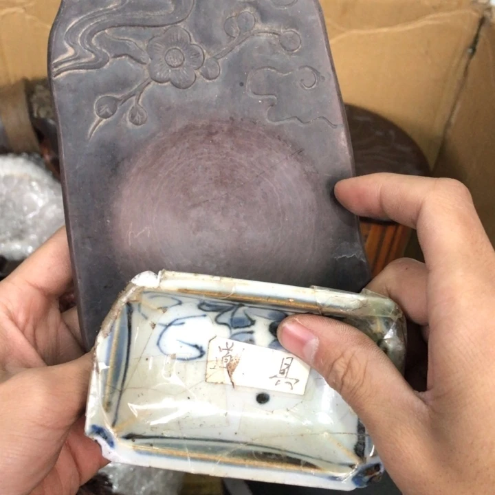 陶瓷孤品单件车里拍照