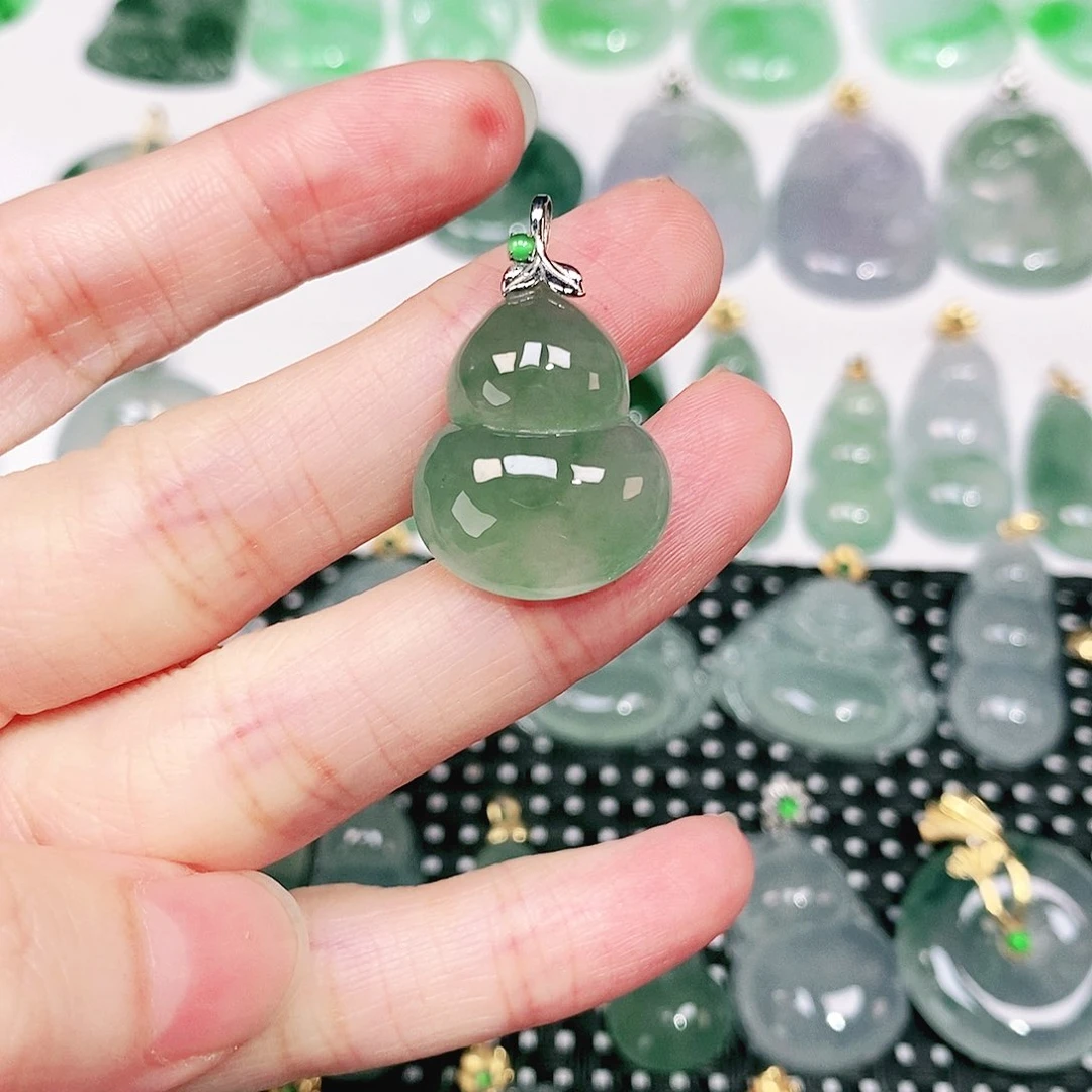 后***尽翡翠18K金镶嵌吊坠(不含链)