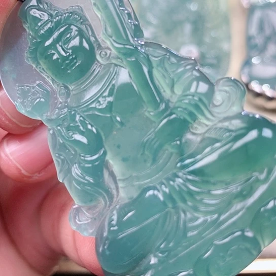 【闪购商品】翡翠颈饰未镶嵌天然翡翠