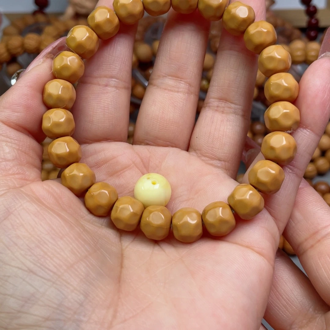 核桃其他小奶酪手串9+