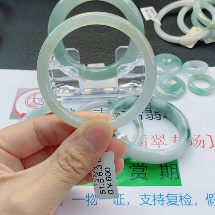 翡翠未镶嵌手镯小圆条手镯51-52圈口
