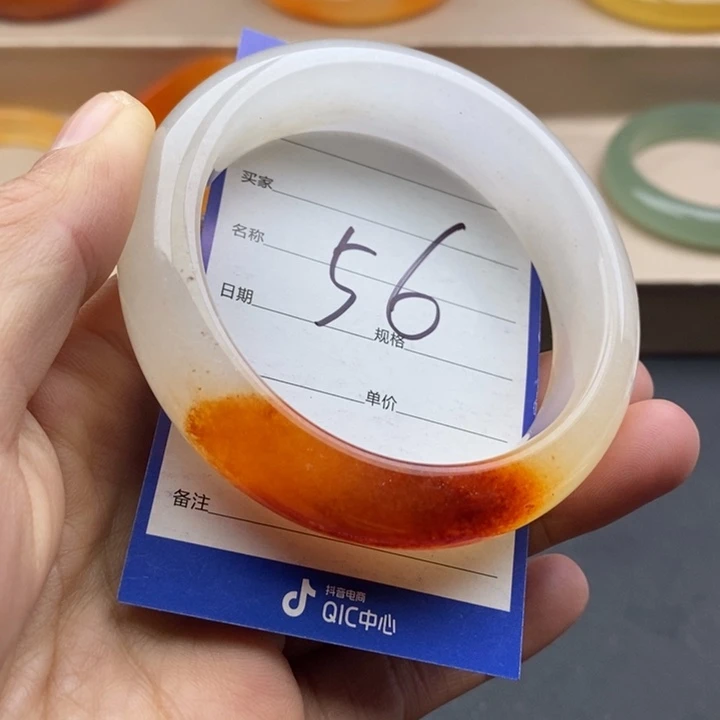 石英质玉未镶嵌手镯