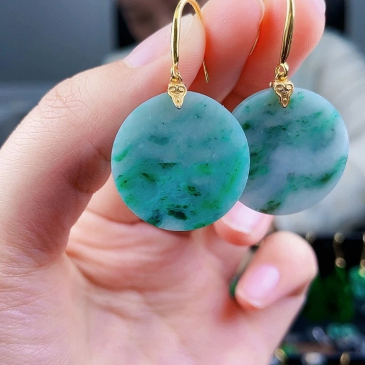 翡翠耳饰未镶嵌饰品