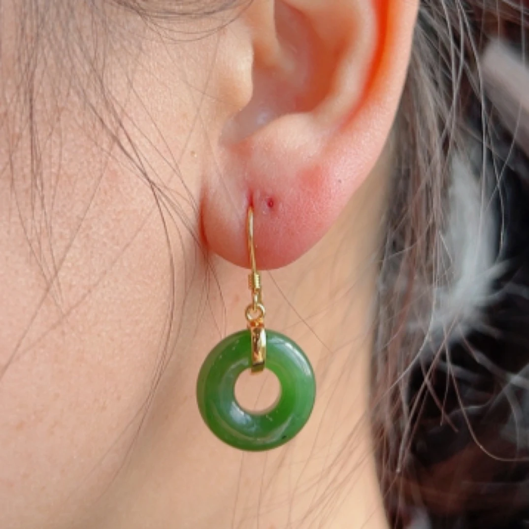 天然和田碧玉银镶嵌甜甜圈金色耳钩裸石规格直径约16毫米