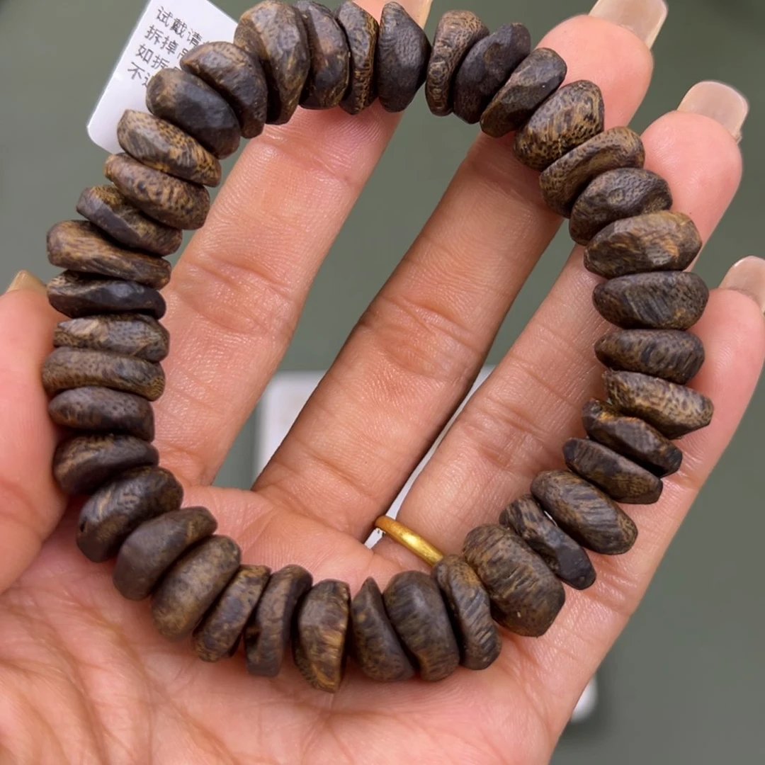 沉香手串透顶绿沉水包壳卡1.2/22g+
