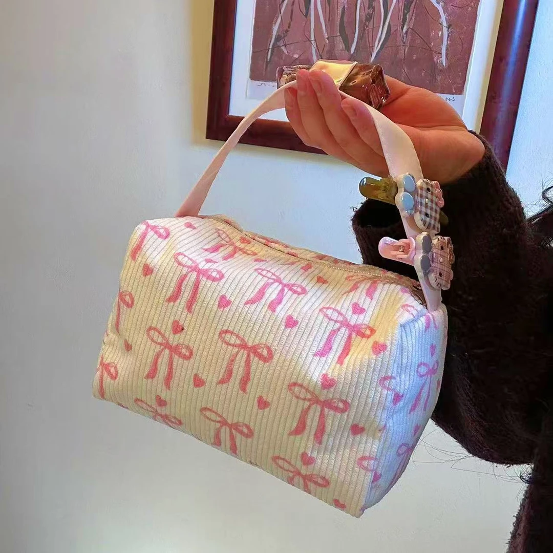 大容量收纳2025新款蝴蝶结便携化妆洗漱包外出旅行手拿包大容