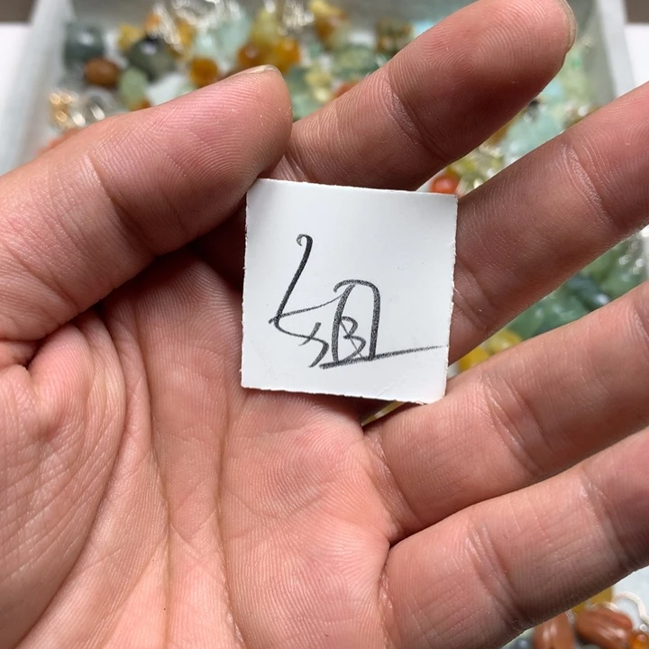 蛇纹石玉耳钉足银镀金镶嵌跑****外