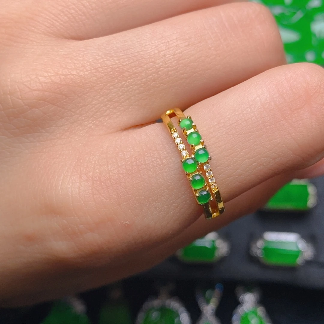 翡翠未镶嵌戒指蛋面