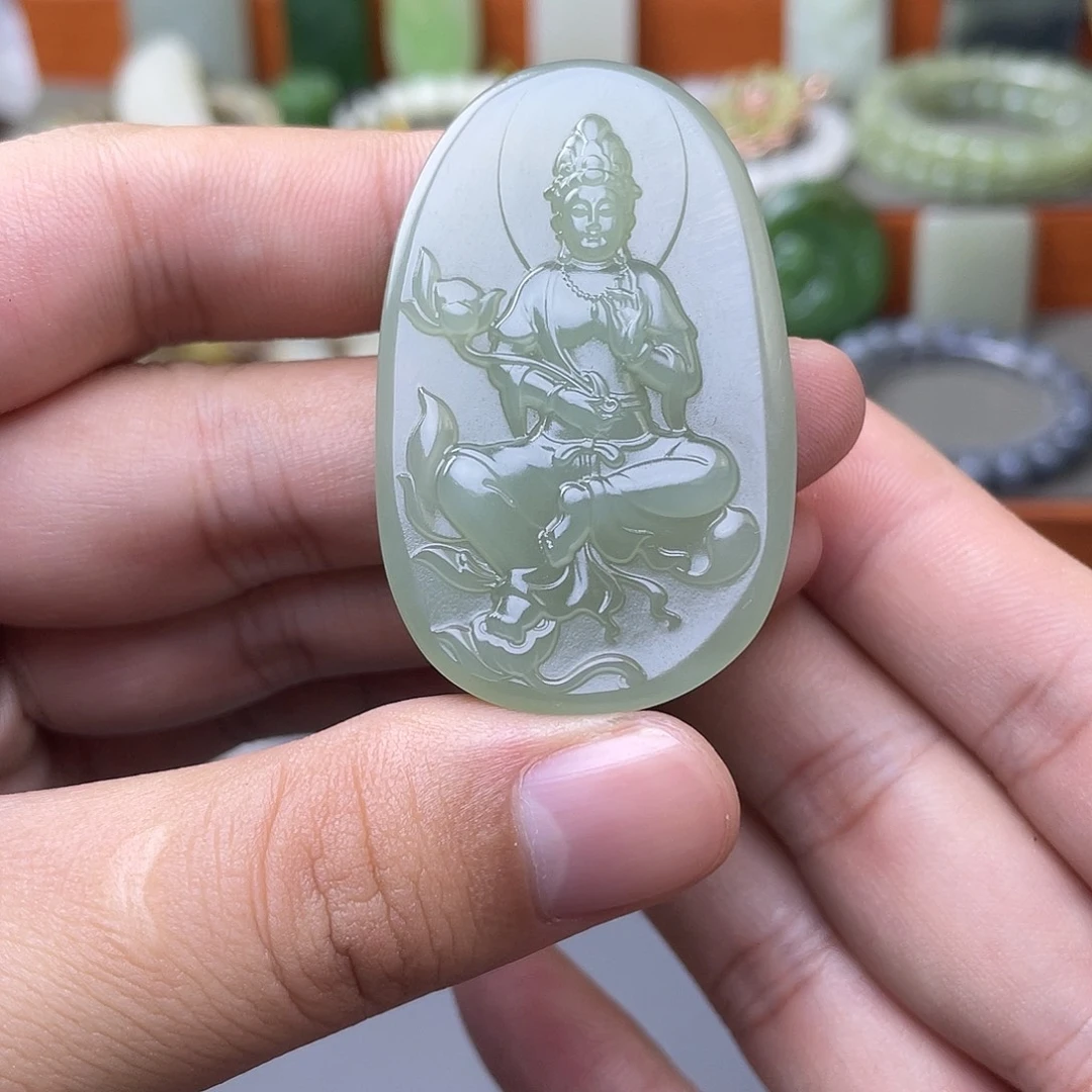 和田玉未镶嵌颈饰